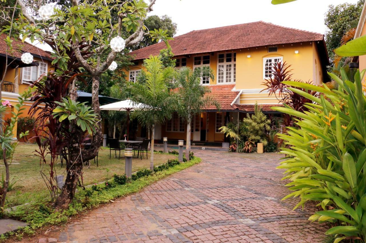 Hotel Tea Bungalow Kochi Exterior foto